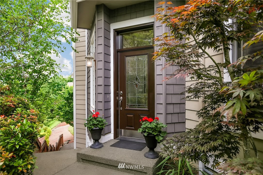 16638 Southeast 167th Street Renton, WA 98058 - Photo 3 of 25 Gallery Image 3