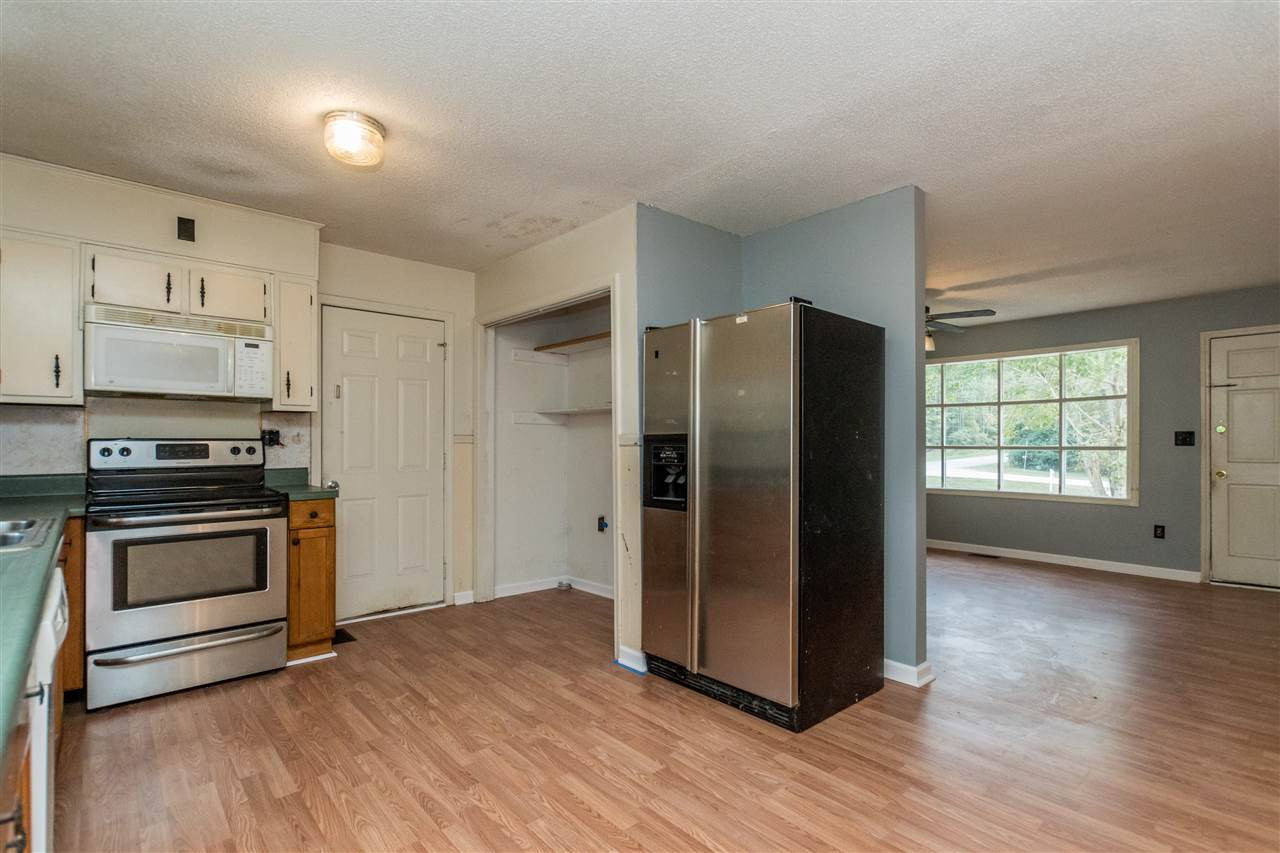 7200 Parrott Drive Raleigh, NC 27616 - Photo 7 of 18 Photo 7
