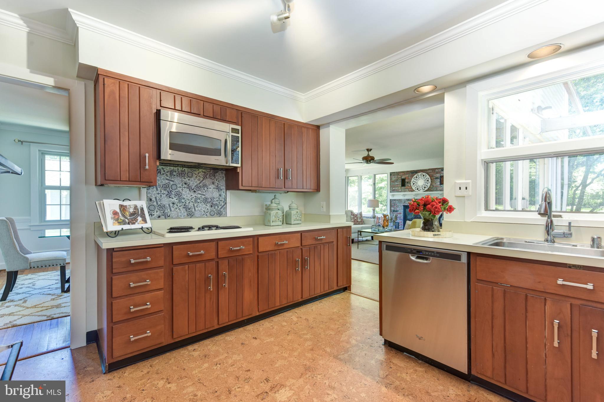 814 Villa Ridge Road Falls Church, VA 22046 - Photo 18 of 61