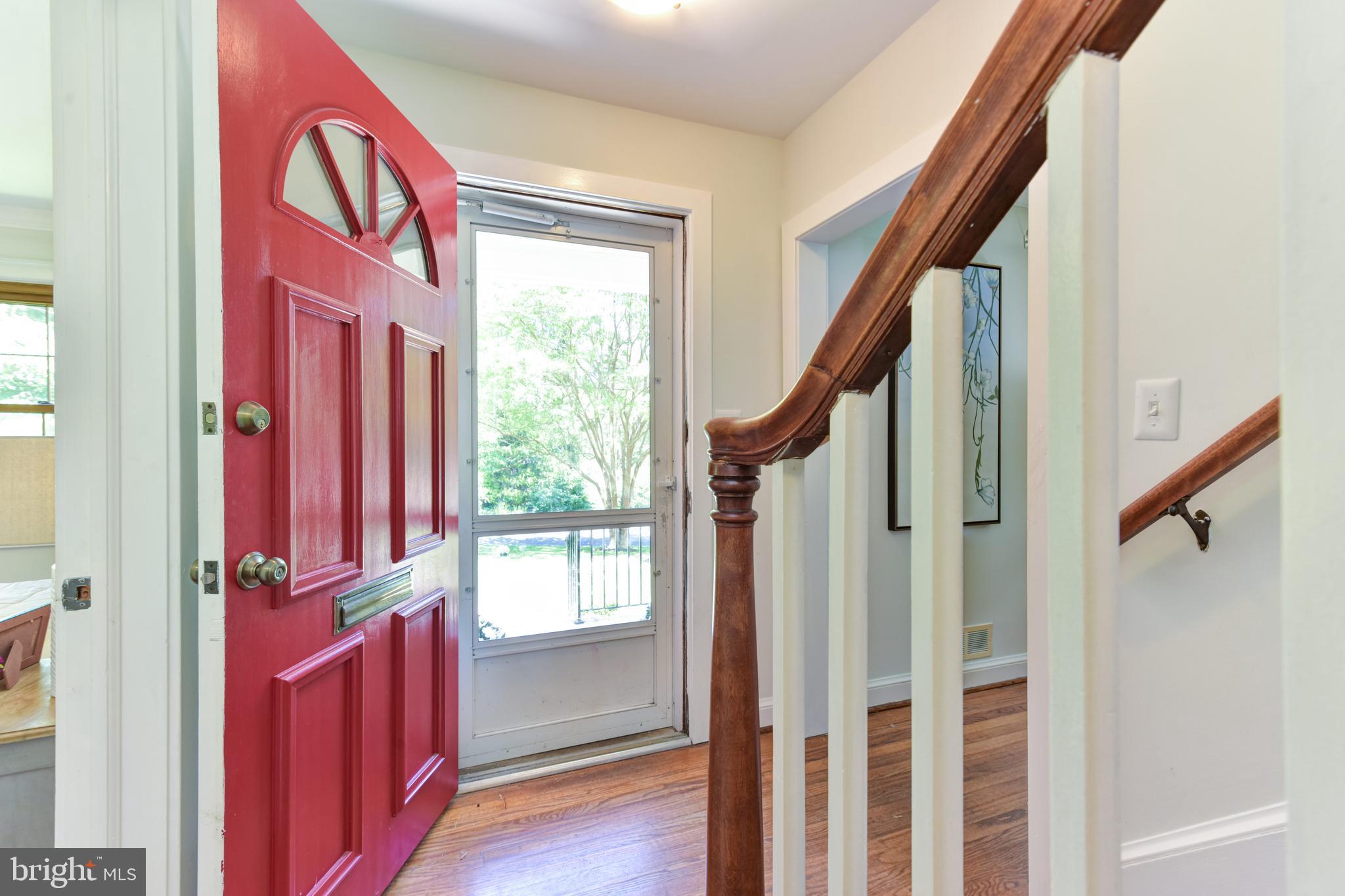 814 Villa Ridge Road Falls Church, VA 22046 - Photo 3 of 61