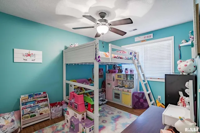 $267,000 | 307 Noah Lane, Carterville, IL 62918