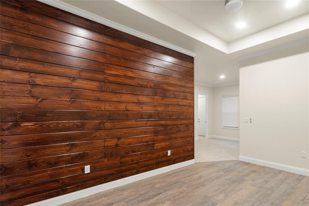 503 South 5th Street Bonham, TX 75418 - Photo 2 of 22 a view of an empty room