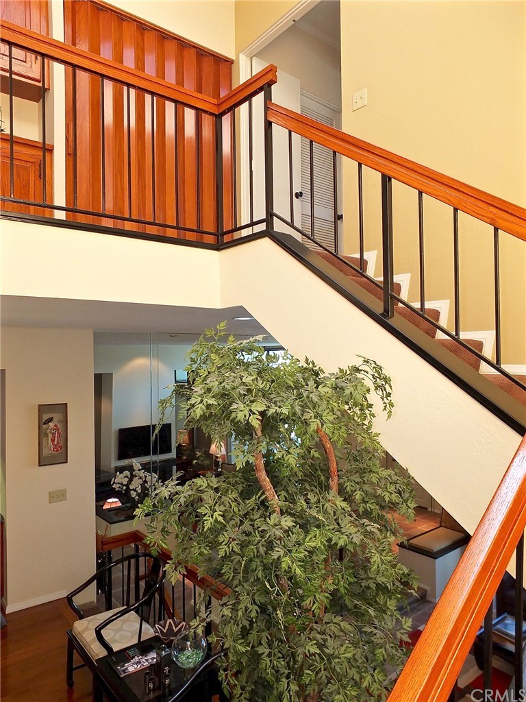 5650 Azure Way Long Beach, CA 90803 - Photo 17 of 35