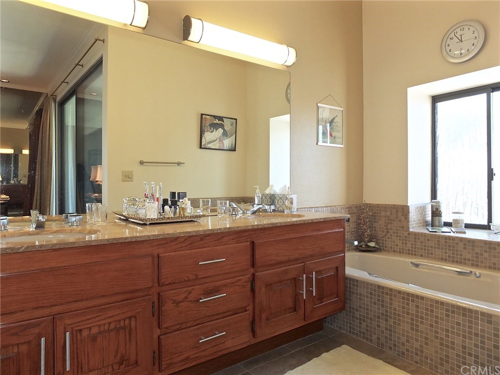 5650 Azure Way Long Beach, CA 90803 - Photo 26 of 35