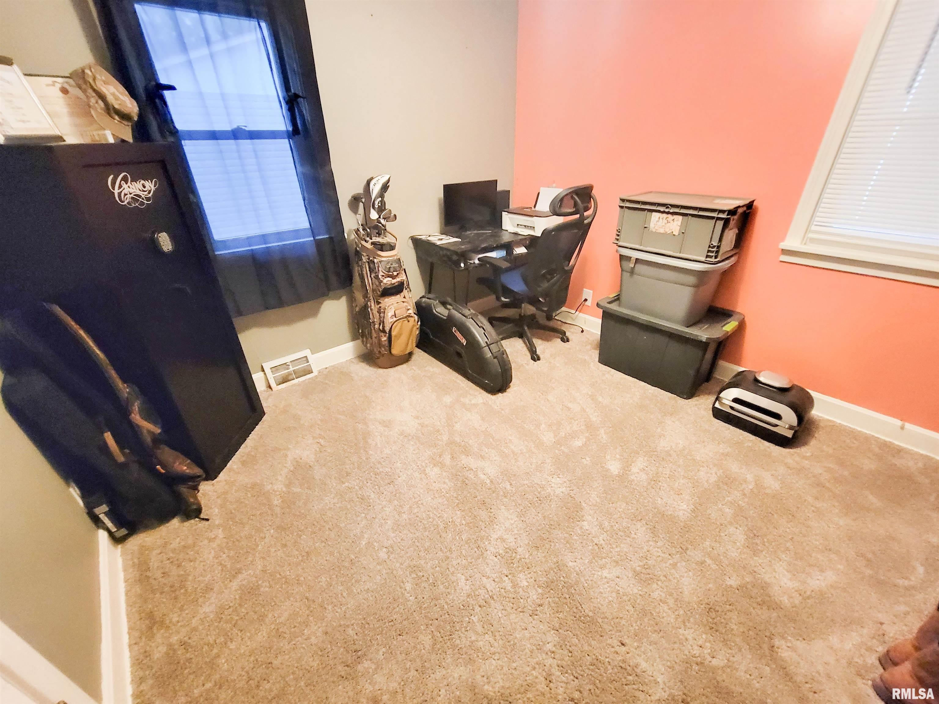 221 Hickory Street Flora, IL 62839 - Photo 64 of 75