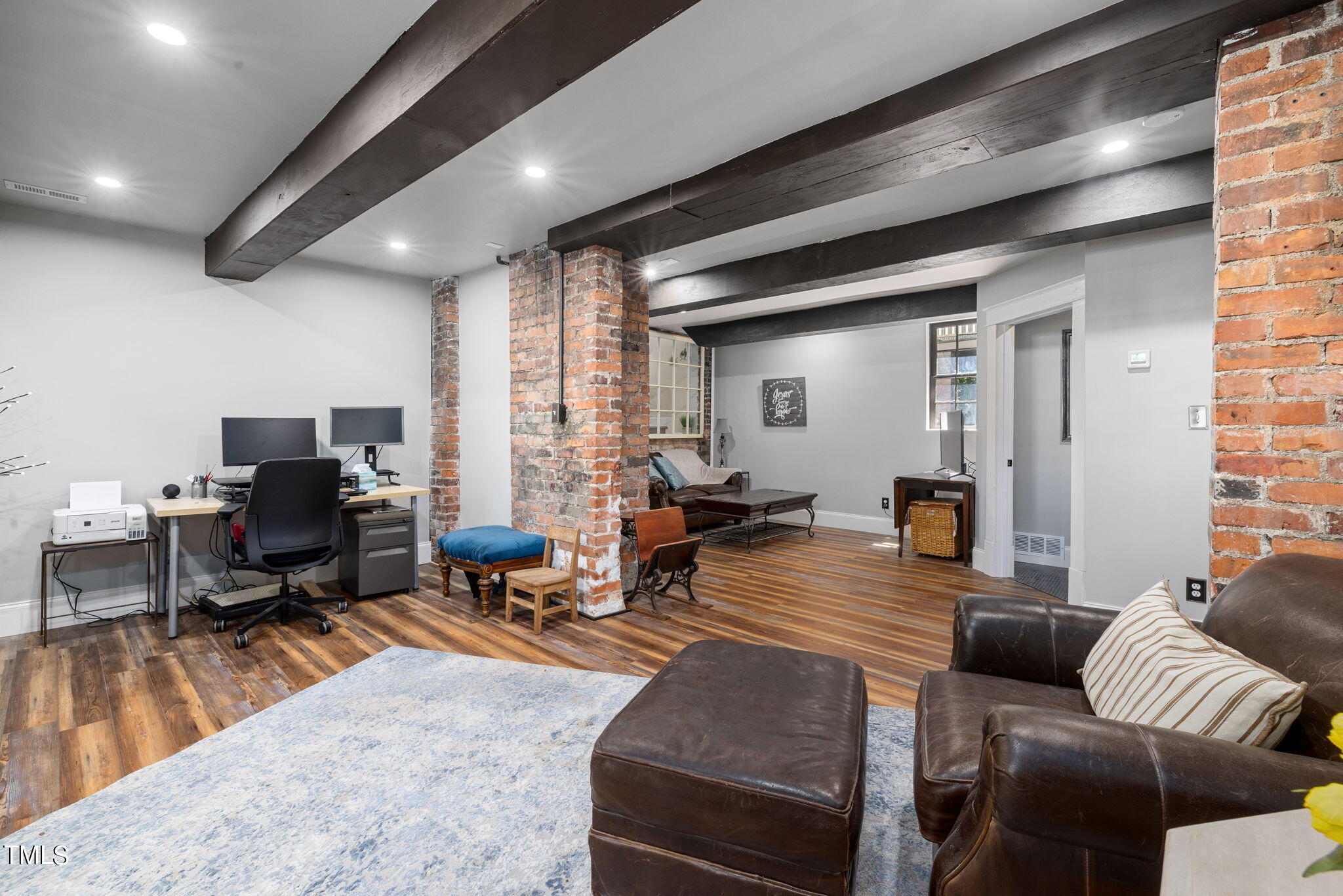601 East Lane Street Raleigh, NC 27601 - Photo 23 of 34 a living room with furniture