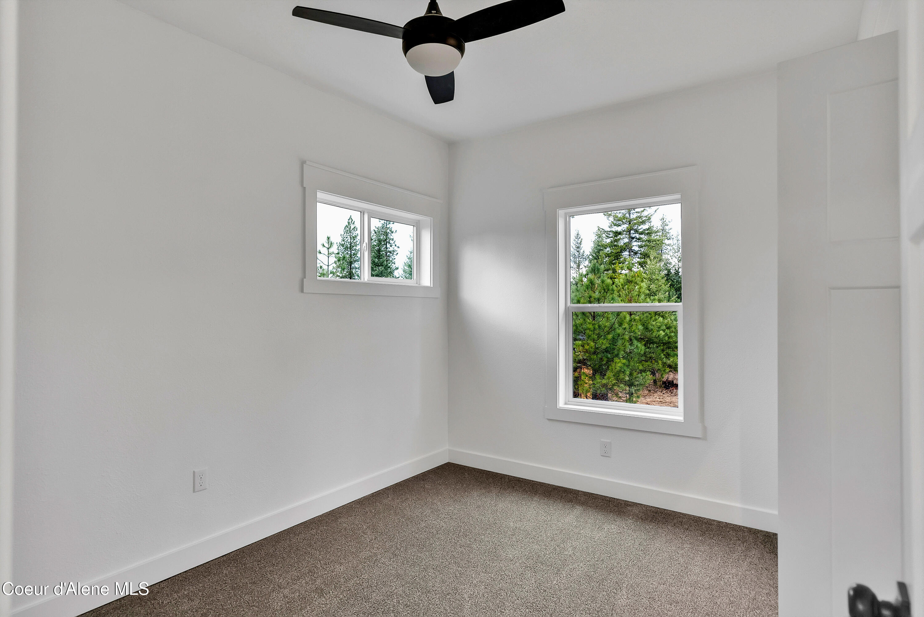 81 Angelina Way Oldtown, ID 83822 - Photo 32 of 69 41-print-SkyLight - Krystinak-47