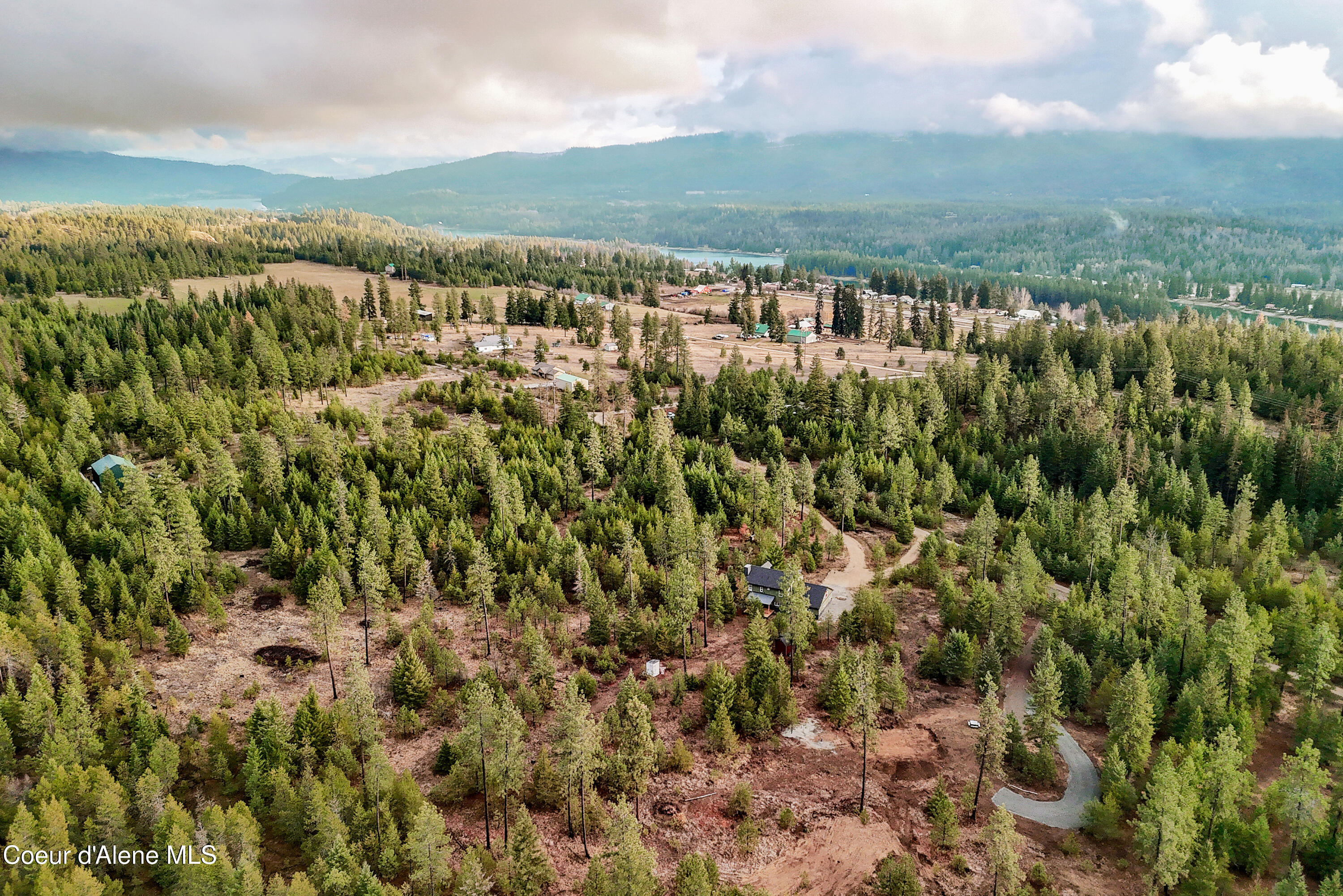81 Angelina Way Oldtown, ID 83822 - Photo 53 of 69 63-print-SkyLight - Krystinak-63