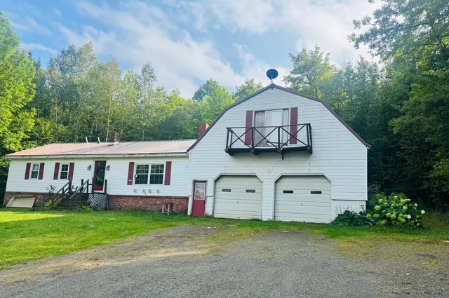 $154,500 | 184 Station Road, Sherman, ME 04776