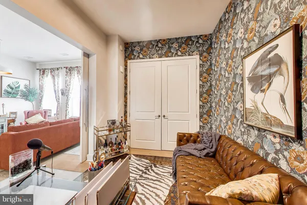 $2,400 | 6803 Cameron Drive Northwest, Unit 516, Washington, DC 20012