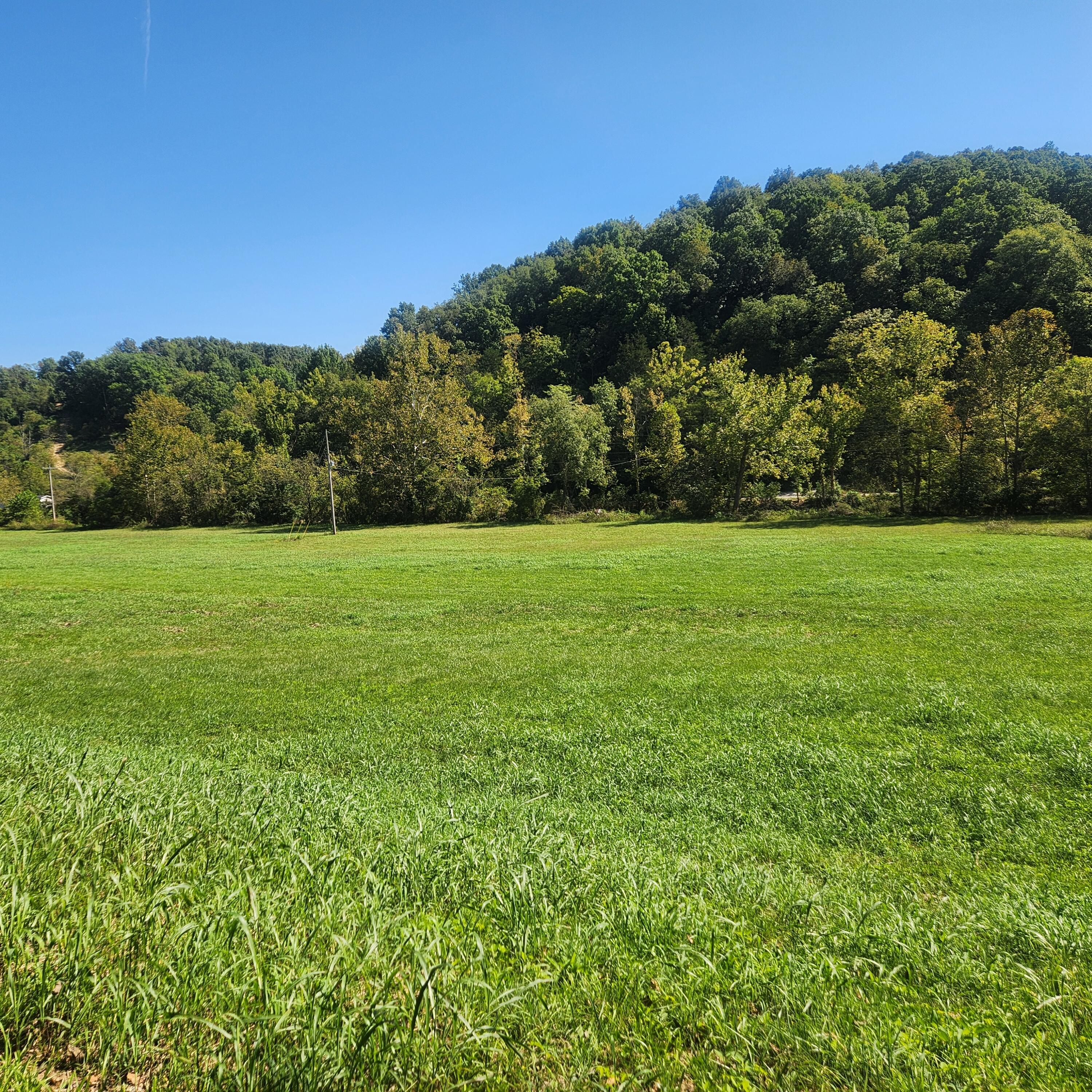 134 Whitlock Road Richmond, KY 40475 - Photo 2 of 9 20260915_120606