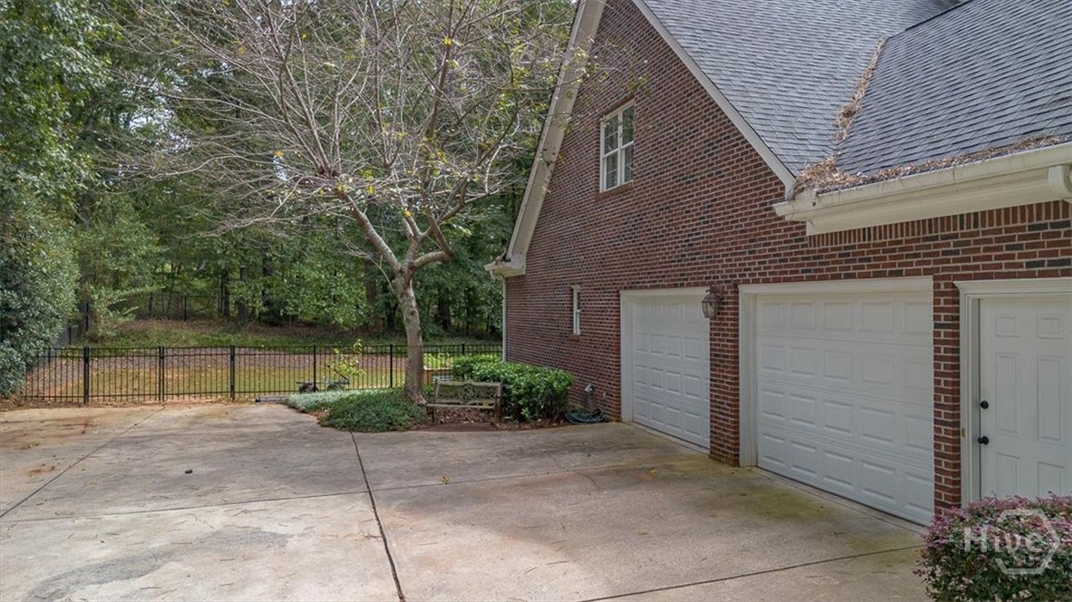 1171 Spring Lake Drive Bishop, GA 30621 - Photo 5 of 53