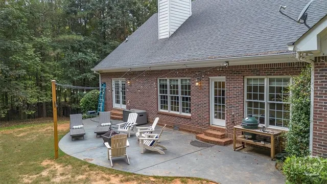 $849,000 | 1171 Spring Lake Drive, Bishop, GA 30621