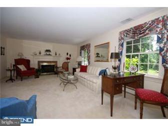 706 Blue Hill Road Wallingford, PA 19086 - Photo 3 of 12 Living Room