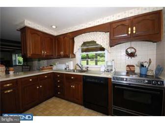 706 Blue Hill Road Wallingford, PA 19086 - Photo 5 of 12 Kitchen