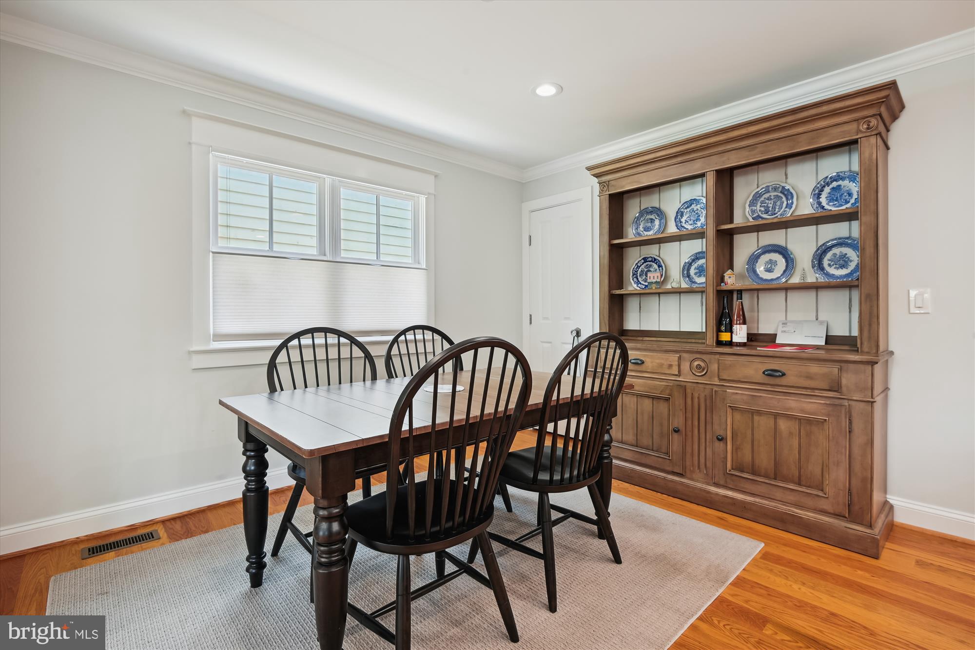628 Bay Ridge Avenue Annapolis, MD 21403 - Photo 12 of 48 Dining Area off of Kitchen