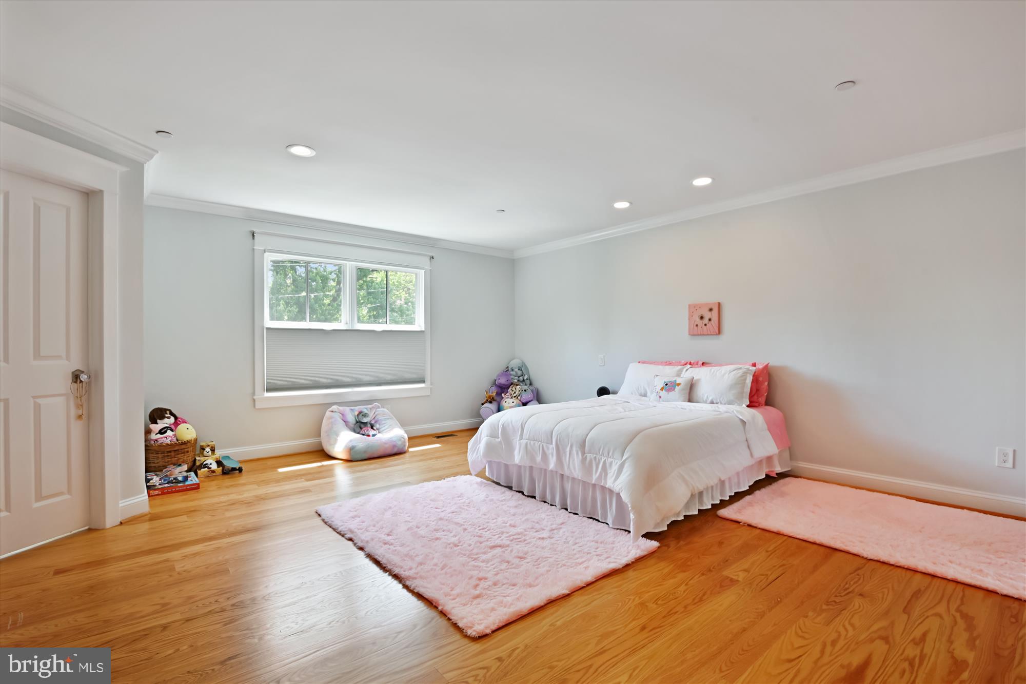 628 Bay Ridge Avenue Annapolis, MD 21403 - Photo 23 of 48 Primary Bedroom 2 with Hardwood Floors