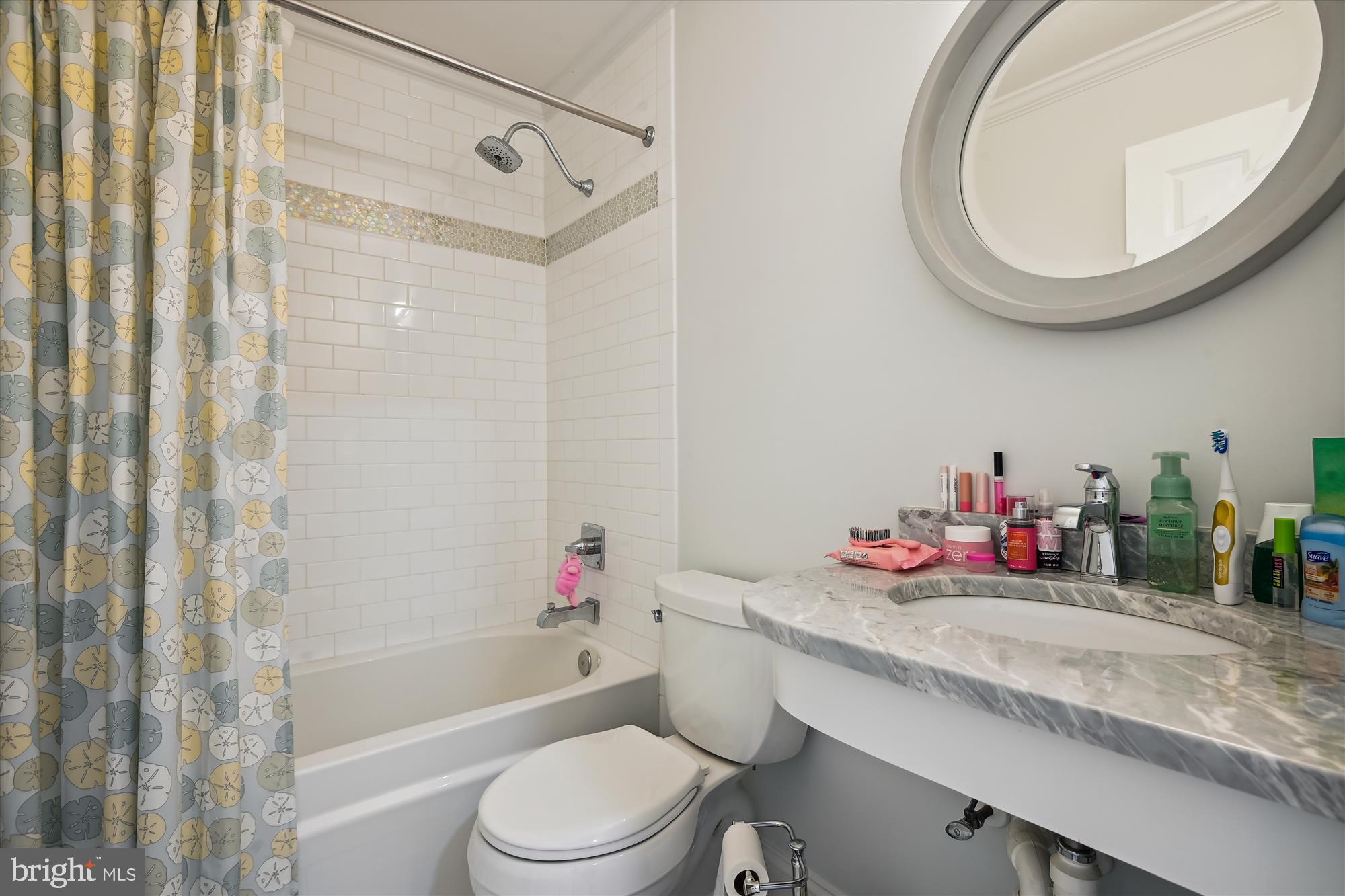 628 Bay Ridge Avenue Annapolis, MD 21403 - Photo 29 of 48 Upper Level Full bath