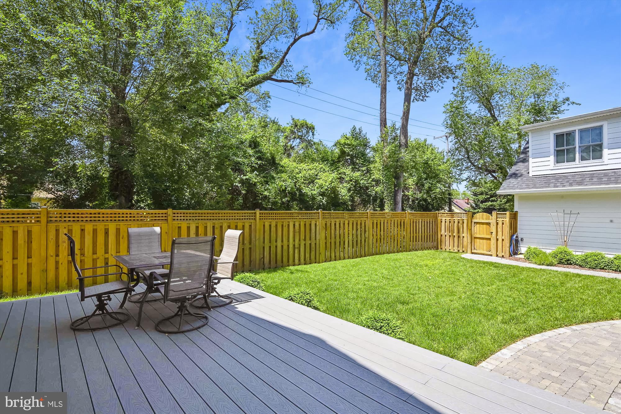 628 Bay Ridge Avenue Annapolis, MD 21403 - Photo 31 of 48 New Low Maintenance back deck