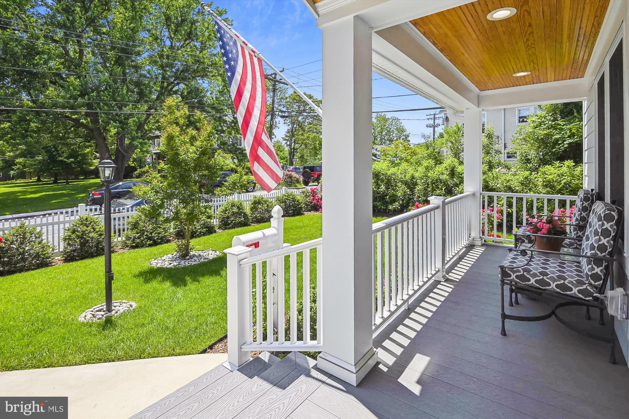 628 Bay Ridge Avenue Annapolis, MD 21403 - Photo 4 of 48 Front Porch with Low Maintenance Deck and railings