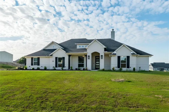 $580,000 | 321 Monument Pl., Azle, TX 76020