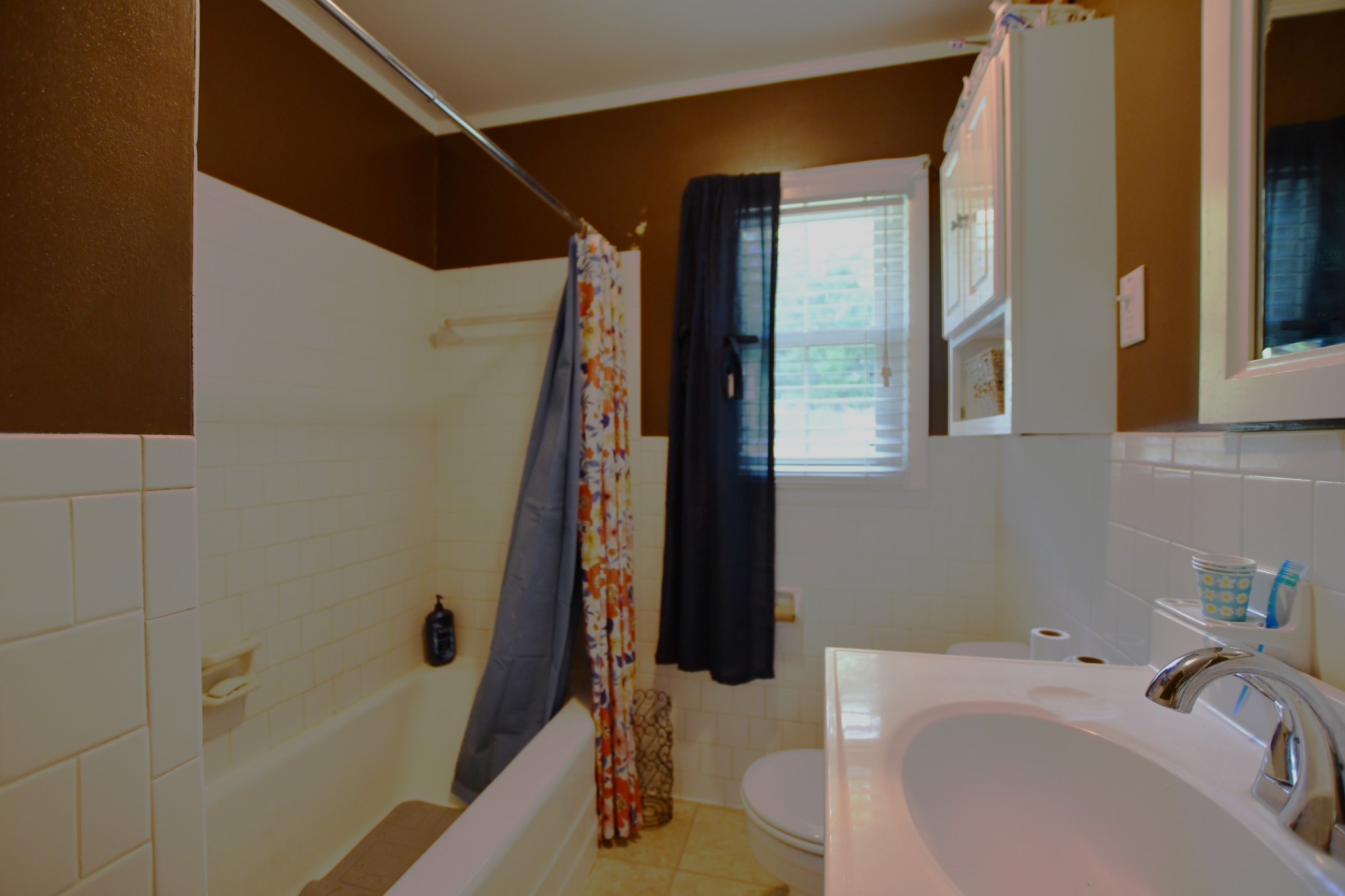 9073 Sherwood Road Sherwood, TN 37376 - Photo 36 of 45 a bathroom with a sink and a tub