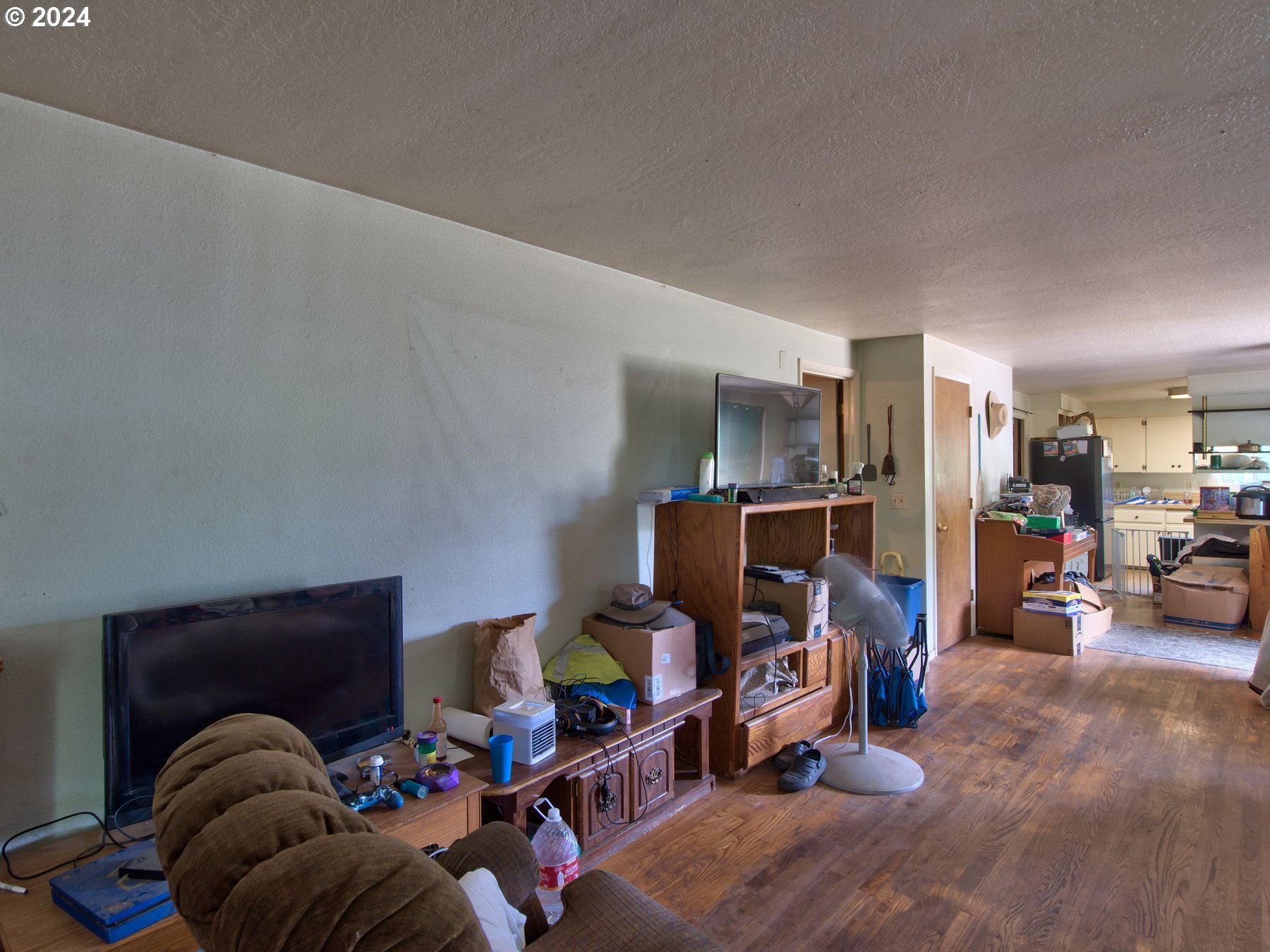 28250 Andy Riggs Road Grand Ronde, OR 97347 - Photo 44 of 48 a view of a room with gym equipment
