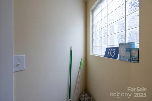 a view of a dinning room with furniture