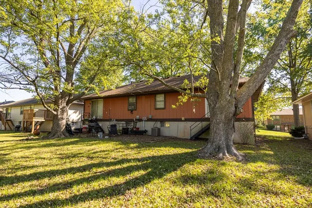 $242,500 | 1420-1422 South Haden Court, Independence, MO 64050