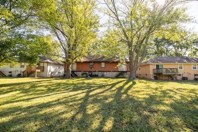 $242,500 | 1420-1422 South Haden Court, Independence, MO 64050