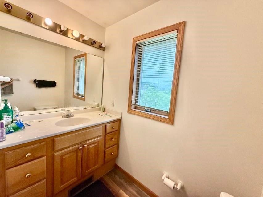 2208 Holiday Road Coralville, IA 52241 - Photo 20 of 29 Gallery Image 20