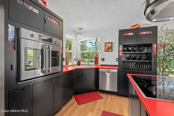 $639,000 | 106 Quiet Place, Moyie Springs, ID 83845