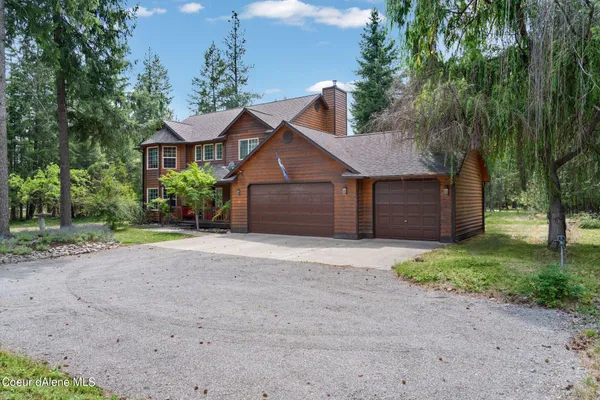 $639,000 | 106 Quiet Place, Moyie Springs, ID 83845