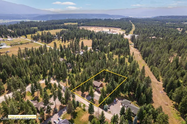 $639,000 | 106 Quiet Place, Moyie Springs, ID 83845