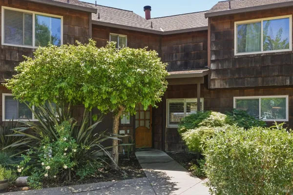 $459,900 | 1565 Parkway Drive, Rohnert Park, CA 94928
