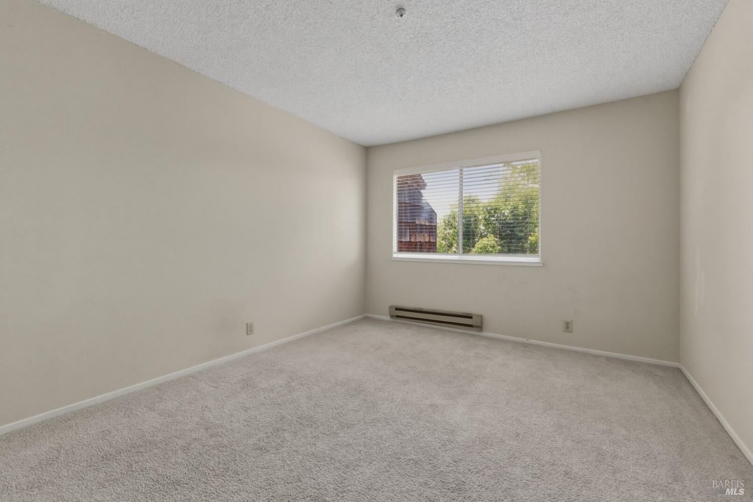 1565 Parkway Drive Rohnert Park, CA 94928 - Photo 28 of 41