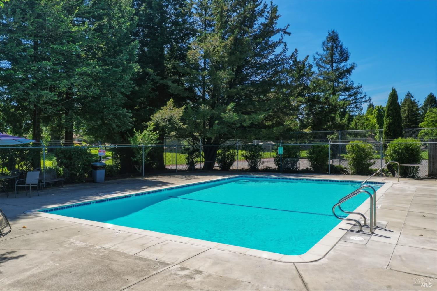 1565 Parkway Drive Rohnert Park, CA 94928 - Photo 35 of 42 a view of a tennis court