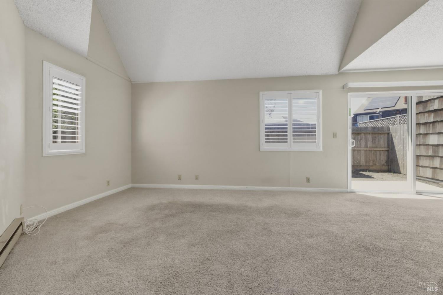 1565 Parkway Drive Rohnert Park, CA 94928 - Photo 4 of 42 an empty room with windows
