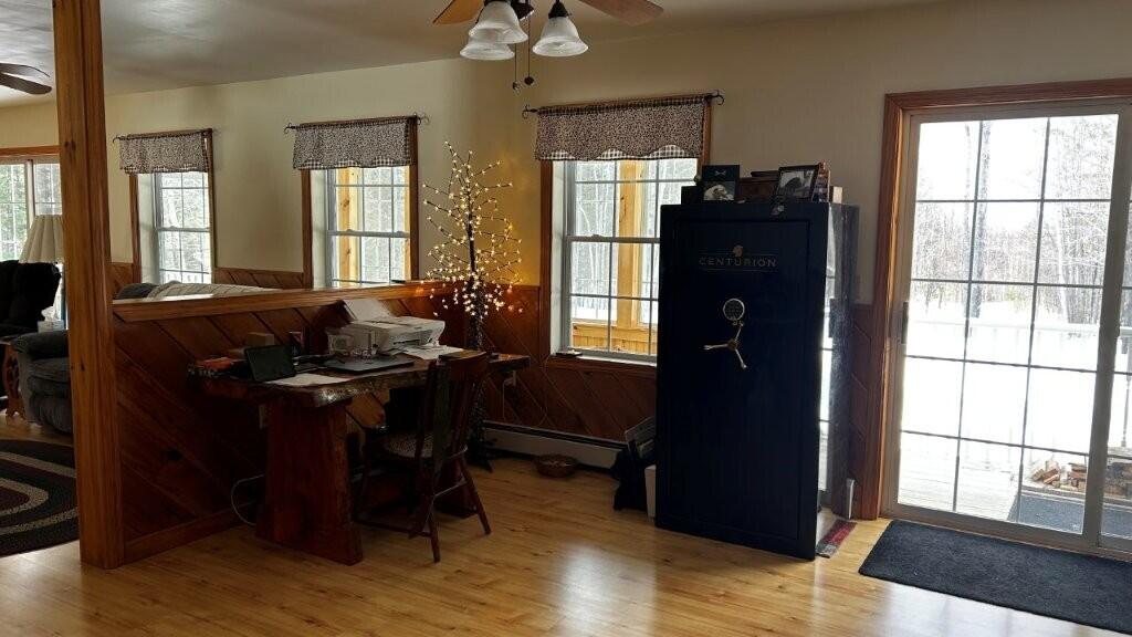 37 Trolley Line Madison, ME 04950 - Photo 8 of 27 Office or dining area