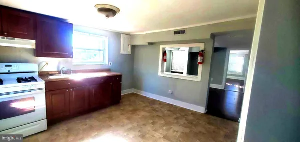 $1,450 | 101 Black Horse Pike, Unit 2, Haddon Heights, NJ 08035