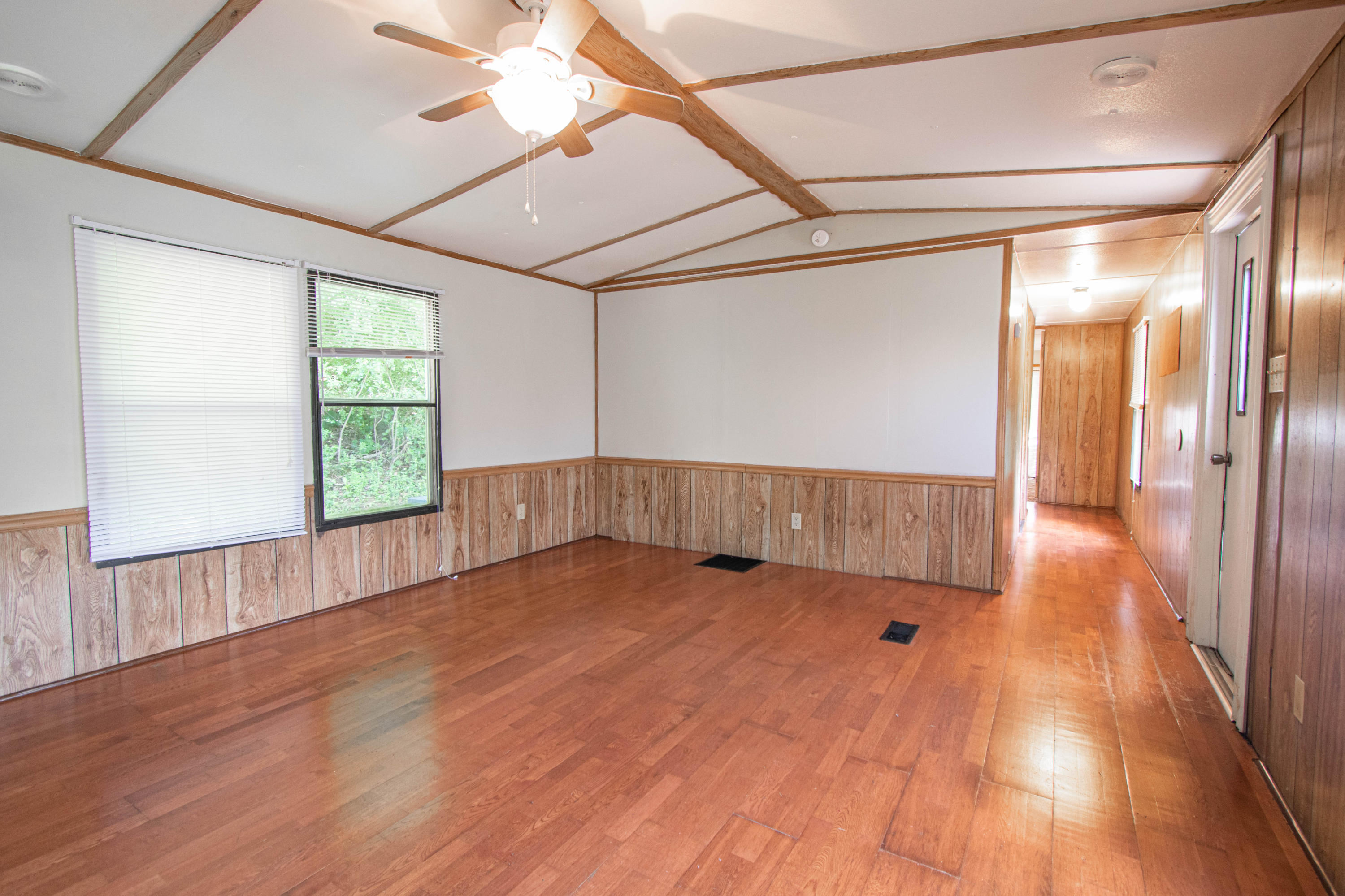 7908 Clapps Chapel Road Corryton, TN 37721 - Photo 3 of 11 _DSC1972