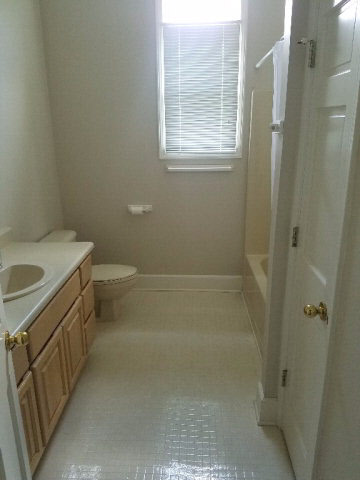 8150 Bay View Drive Foley, AL 36535 - Photo 15 of 34 guest bath