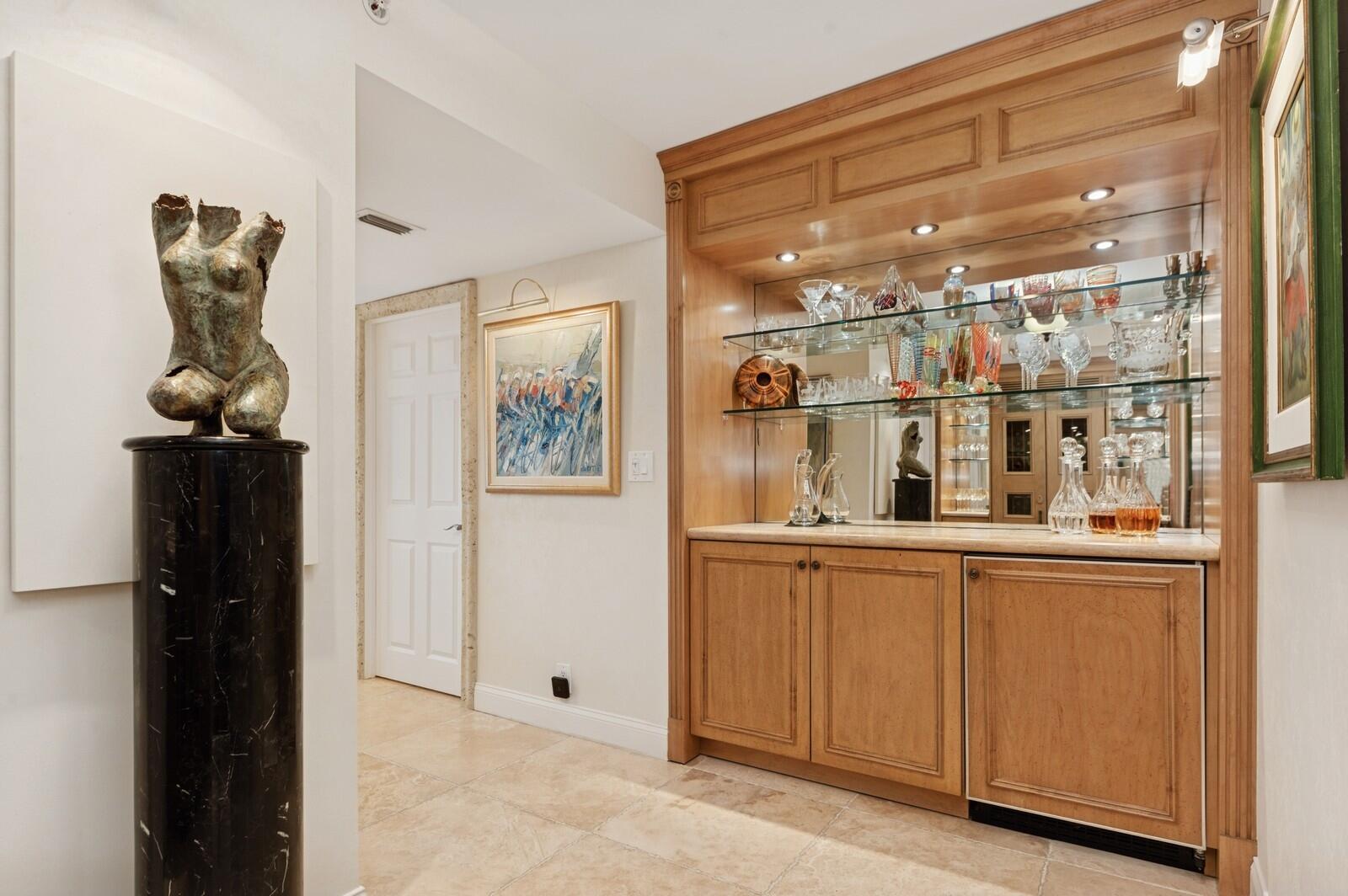 3000 North Ocean Drive, Unit 23A Singer Island, FL 33404 - Photo 7 of 60 Bar