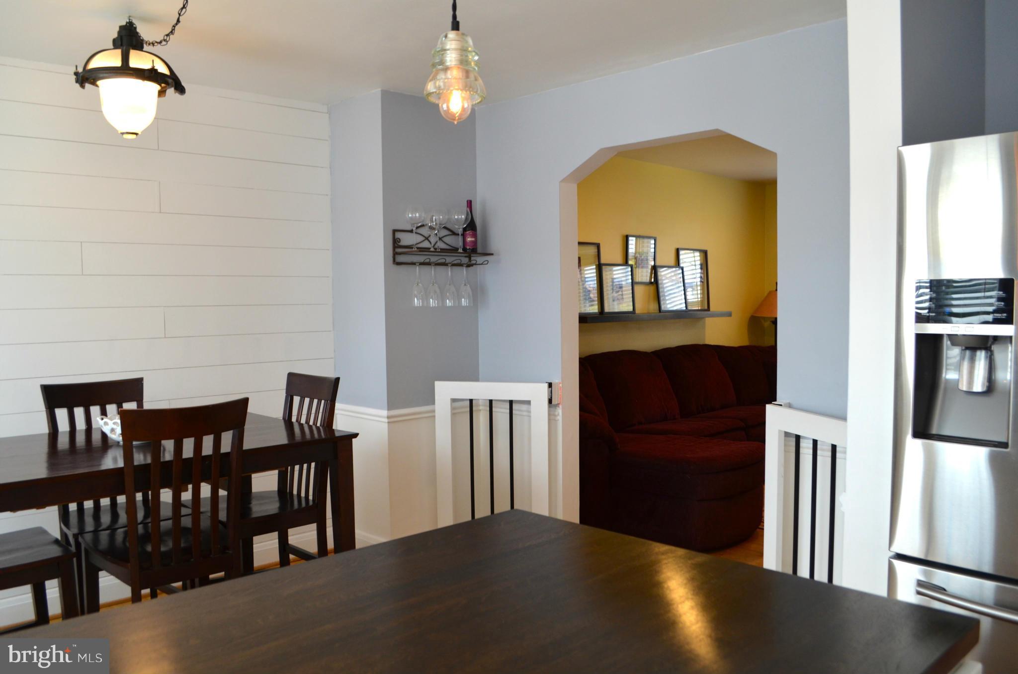 6109 Mt Ridge Road Baltimore, MD 21228 - Photo 10 of 26 Beautiful and open!