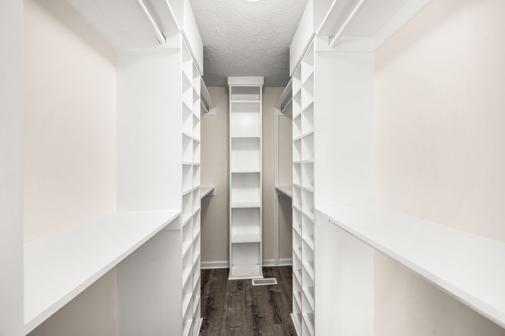 1304 West Running Brook Road Nashville, TN 37209 - Photo 17 of 28 a view of entryway