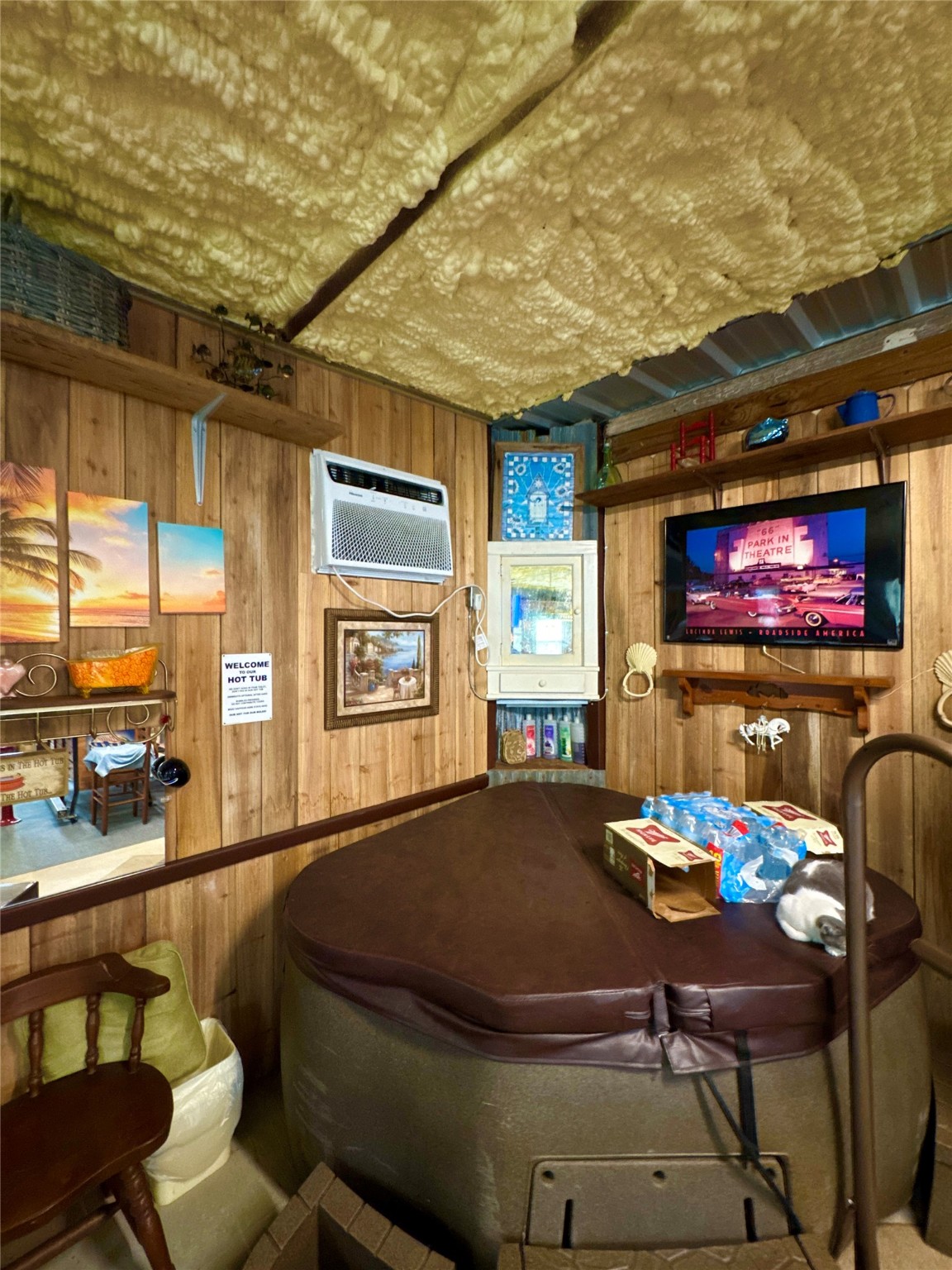 193 County Road 355 Jasper, TX 75951 - Photo 24 of 37 a room with furniture and a flat screen tv