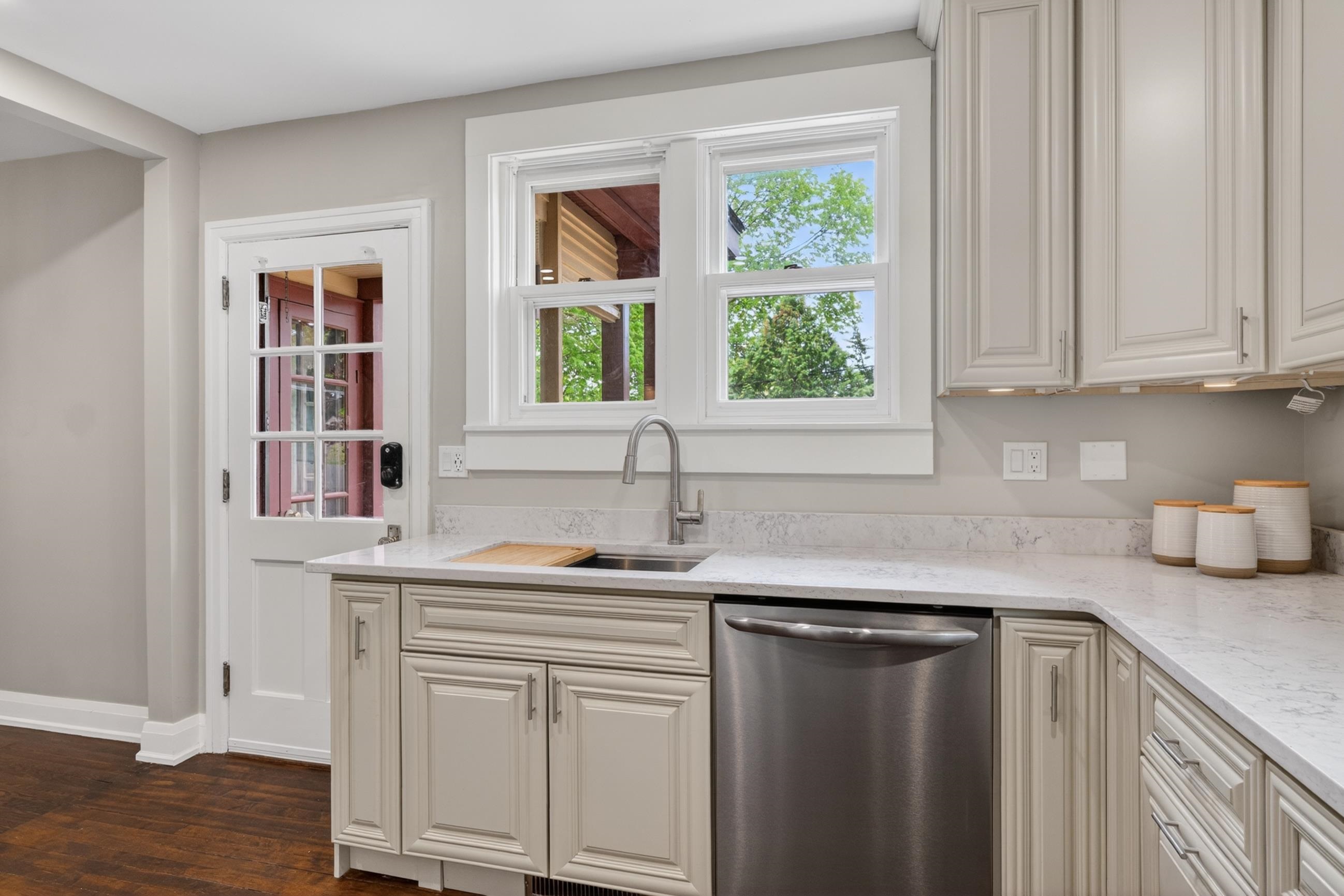 1913 Regent Street Madison, WI 53726 - Photo 26 of 60