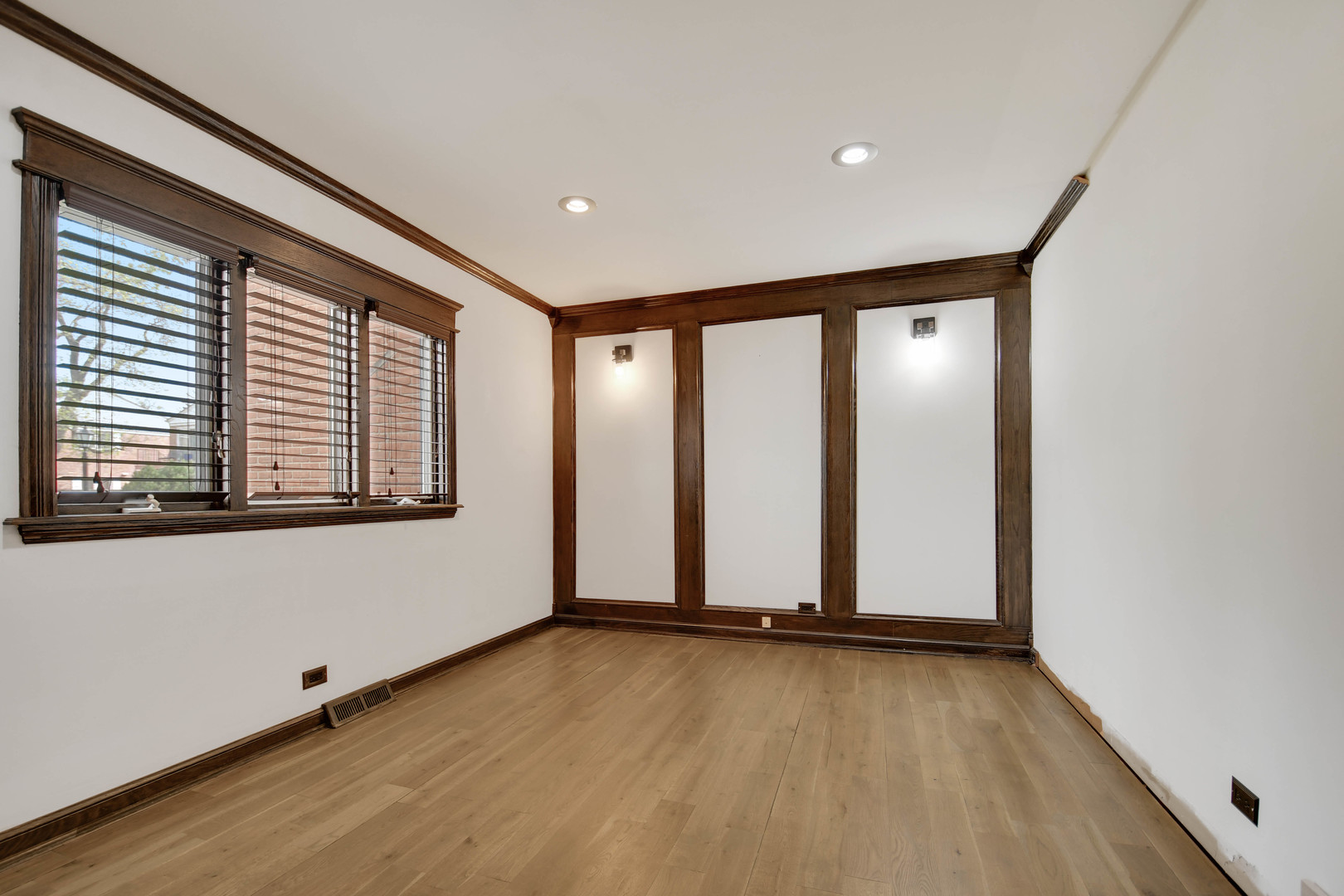491 Old Surrey Road, Unit A Hinsdale, IL 60521 - Photo 19 of 32