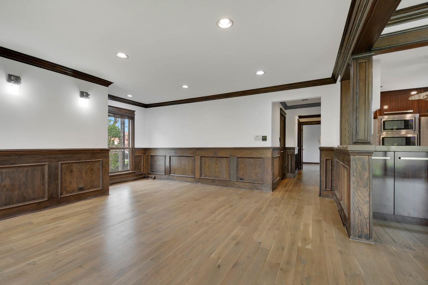491 Old Surrey Road, Unit A Hinsdale, IL 60521 - Photo 8 of 32