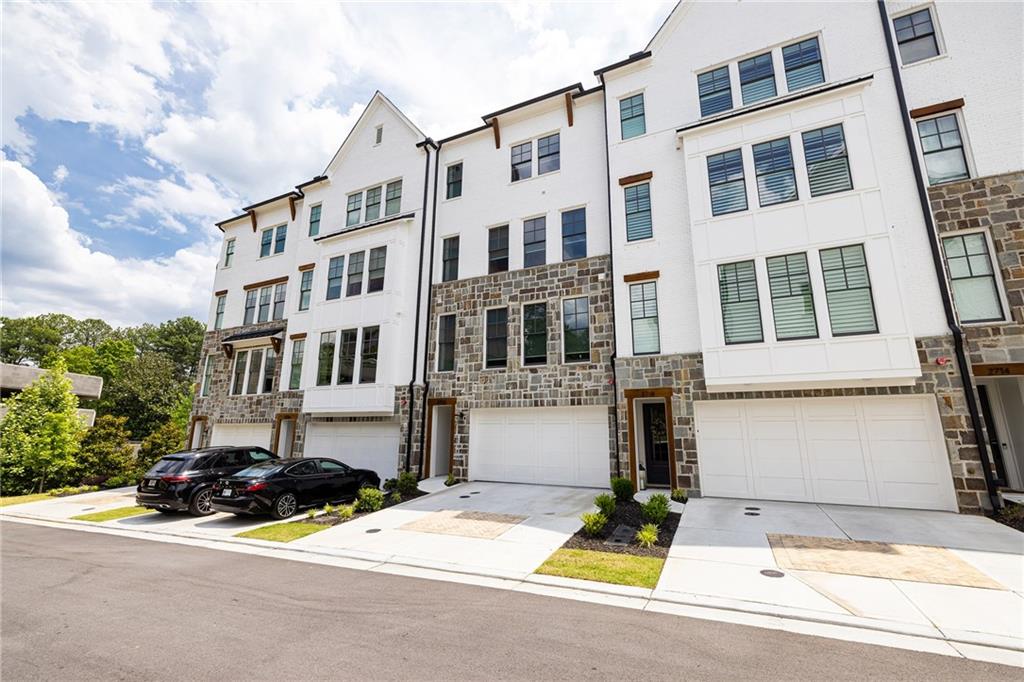 2722 Thornewilde Way Atlanta, GA 30339 - Photo 7 of 86